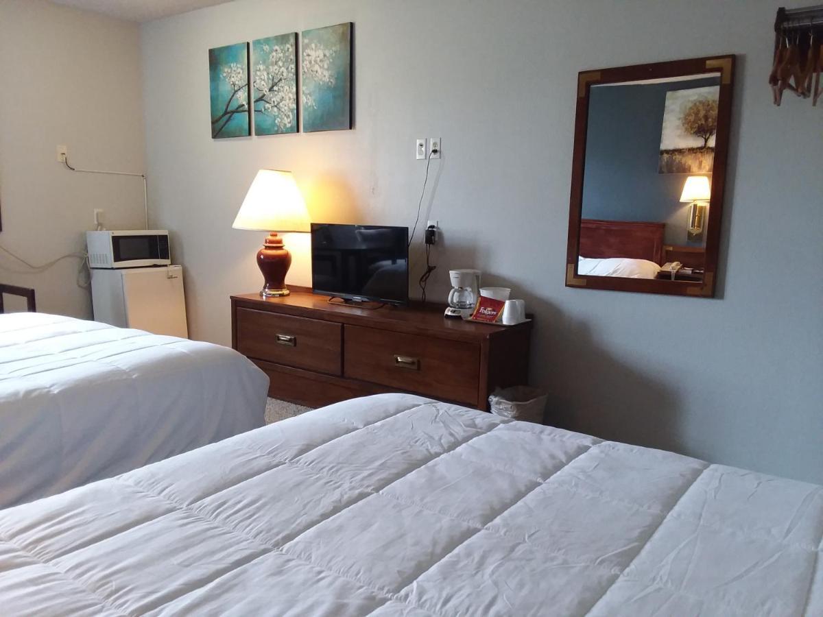 Americas Best Value Inn Laramie Exterior foto