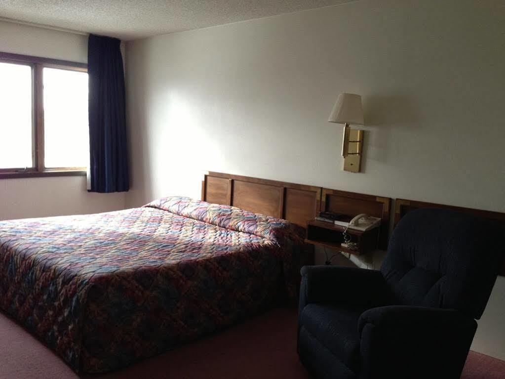Americas Best Value Inn Laramie Exterior foto
